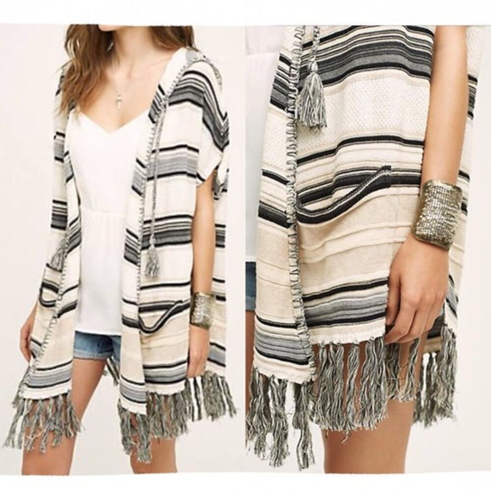 Anthro Moth Calexico Fringe Poncho Hooded Striped XS/Small